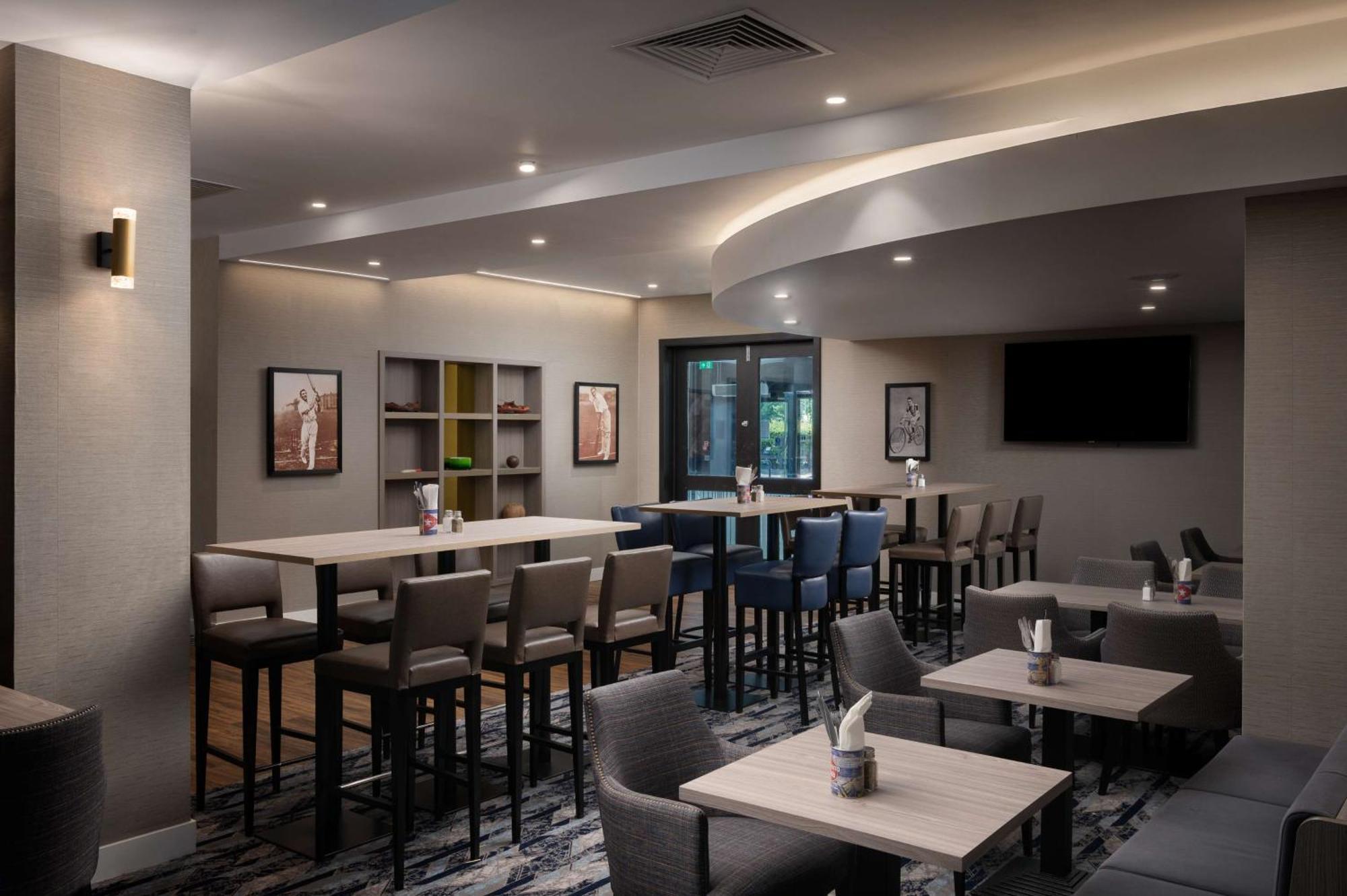 Hilton Garden Inn Columbus Airport Ngoại thất bức ảnh